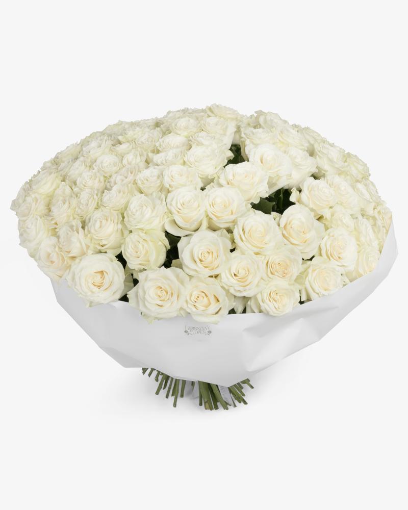 Nube blanca de rosas