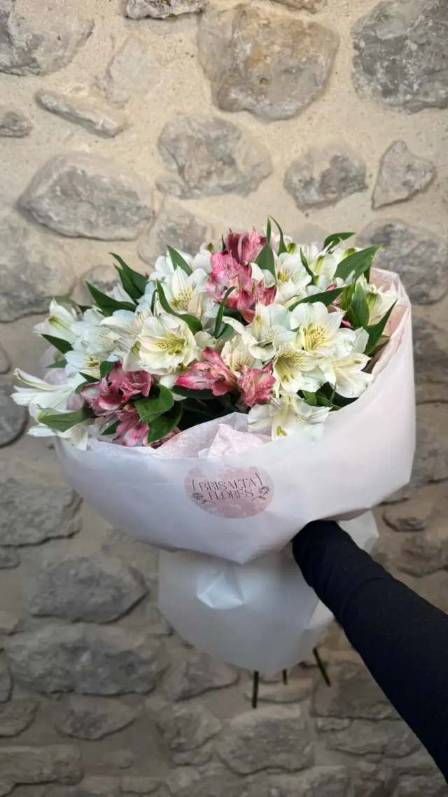 Alstroemerias en pastel