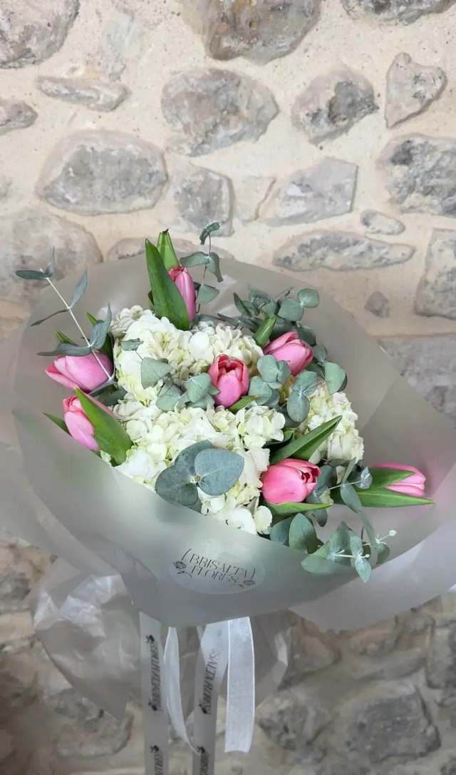 Tulipanes y Hortensias